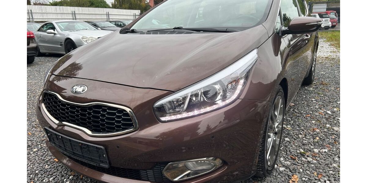 Kia ceed / Ceed 131.500 km 8.499 &euro; Kaarst 41564