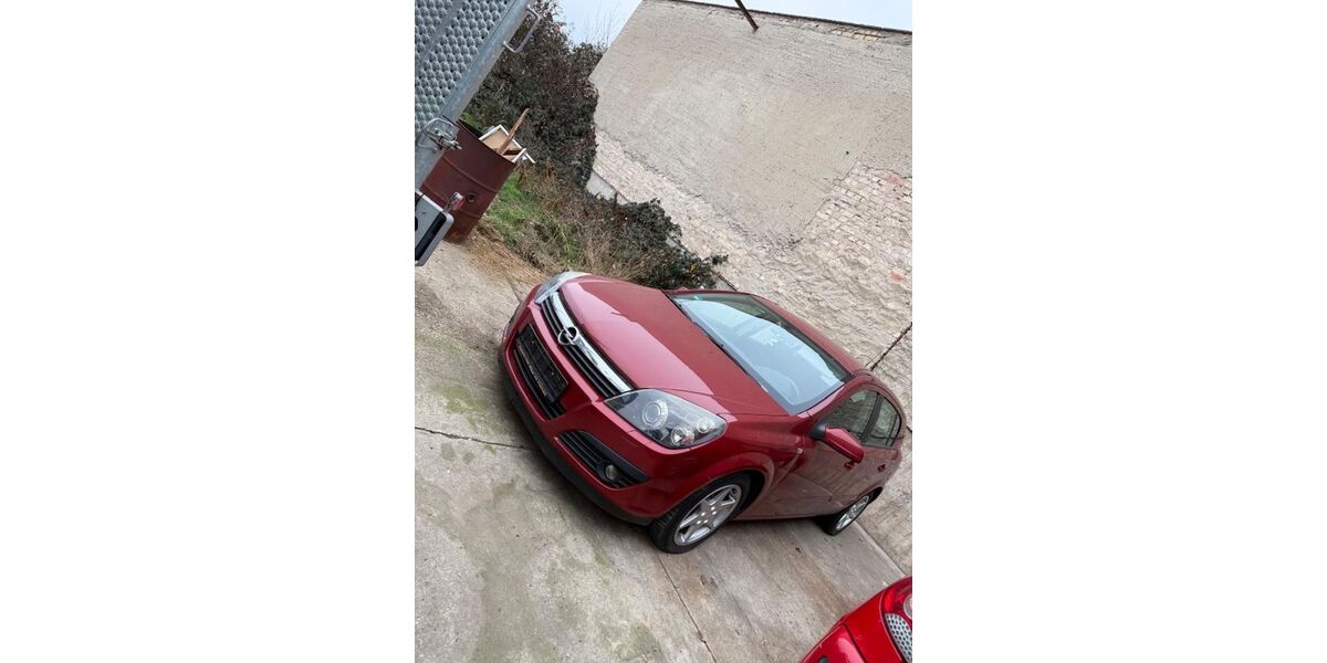 Opel Astra 163.865 km 2.500 &euro; Naumburg 06618