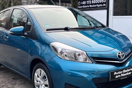 Toyota Yaris 75.000 km 8.990 &euro; Esslingen 73728