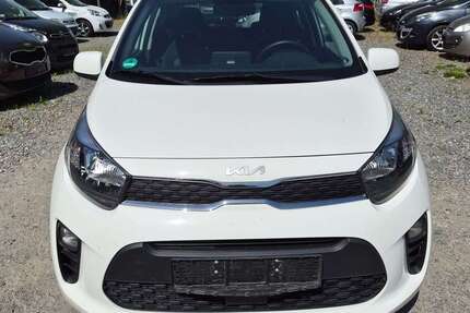 Kia Picanto 28.000 km 10.990 &euro; Einhausen 64683