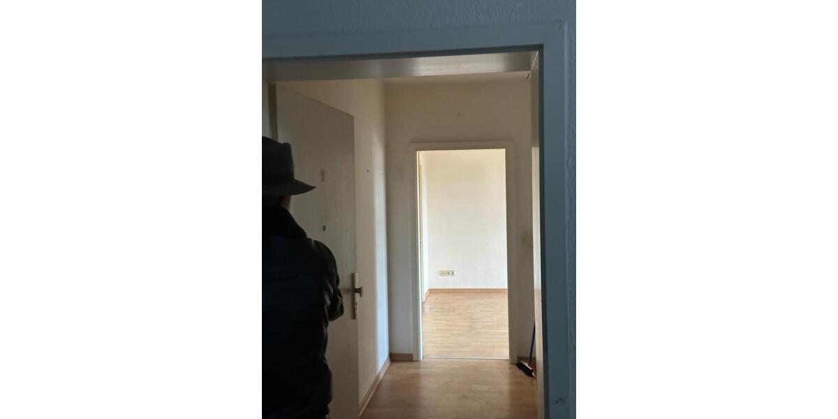 Etagenwohnung Chemnitz Kapellenberg - 2 Zimmer, 47 m&sup2;, 57.000&euro; | Angebot:26518249