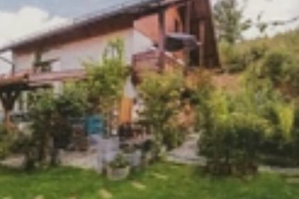 Haus Aicha vorm Wald - 5 Zimmer, 150 m&sup2;, 1.100&euro; | Angebot:24567685