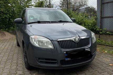 Skoda Fabia 222.000 km 2.250 &euro; Essen 45326