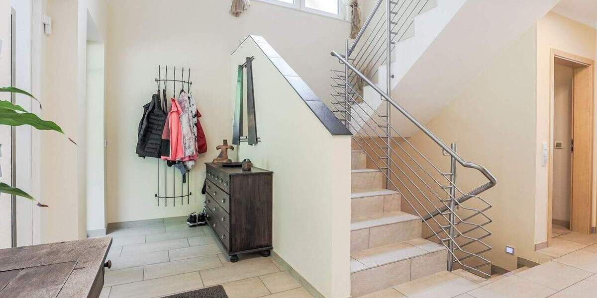 Einfamilienhaus Much / Niederheimbach Niederheimbach - 6 Zimmer, 224 m&sup2;, 1.100.000&euro; | Angebot:25317830