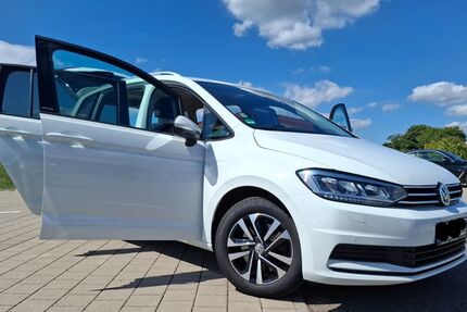 VW Touran 140.113 km 21.400 &euro; Pforzheim 75181