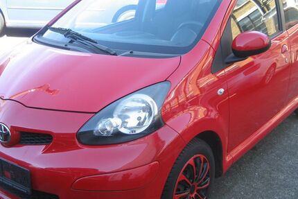 Toyota Aygo (X) 82.000 km 3.990 &euro; Leipzig 04328