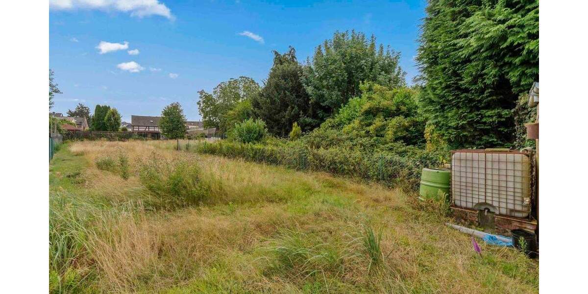 Doppelhaushälfte Bedburg Kirchherten - 3 Zimmer, 93 m&sup2;, 165.000&euro; | Angebot:25775757