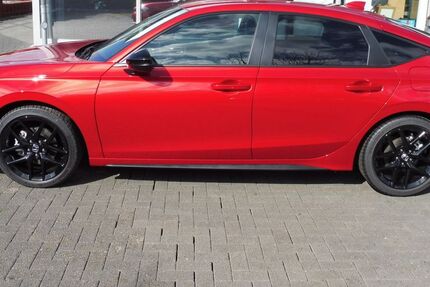 Honda Civic 14.500 km 29.600 &euro; Naumburg/S. + 06667 Weißenfels + 06618 Schönburg 06618