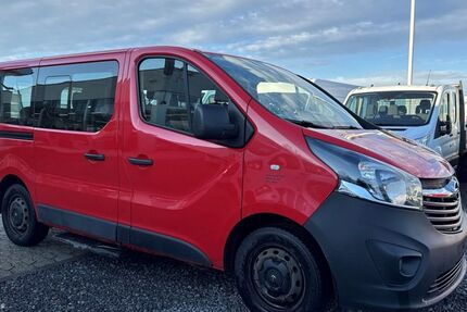 Opel Vivaro 196.000 km 10.988 &euro; Rheinbach 53359