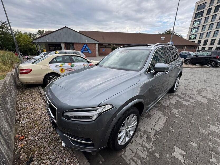 XC90