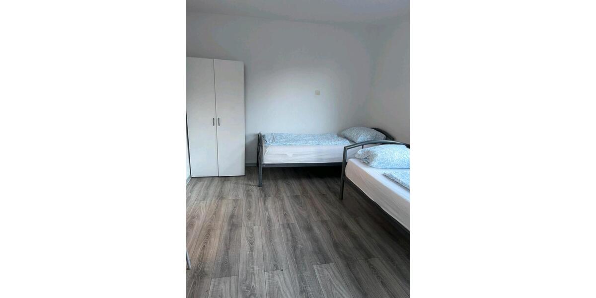 Pension Stadt Halle in Belfortstr.43 68199 Mannheim (Neckerau) zimmer