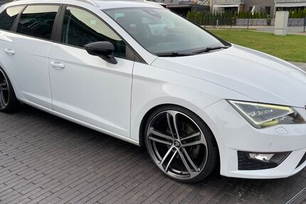 Seat Leon 98.800 km 13.499 &euro; neumünster 24539