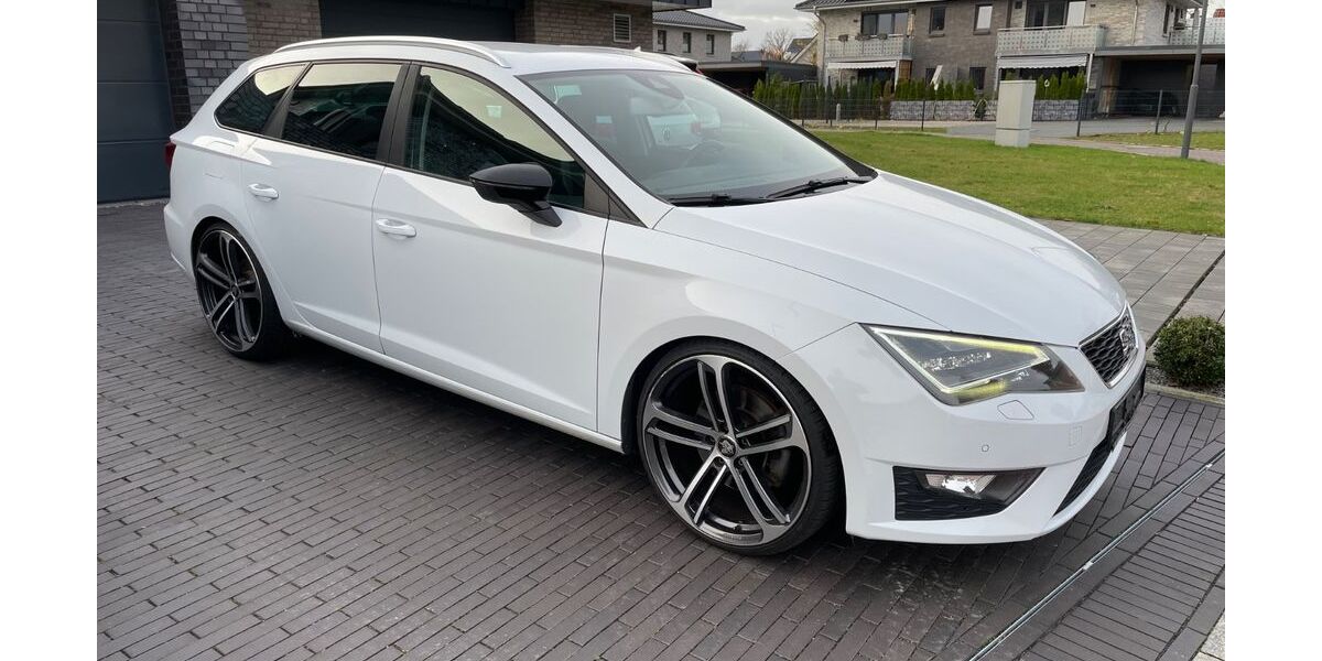 Seat Leon 98.800 km 13.499 &euro; neumünster 24539
