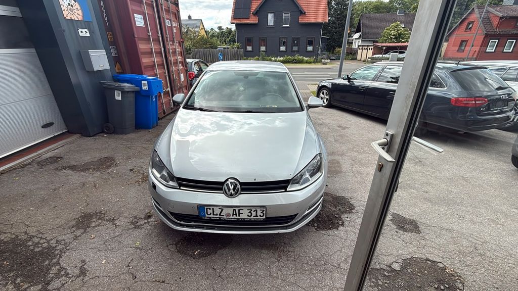 VW Golf 371.000 km 5.200 &euro; Clausthal-Zellerfeld 38678