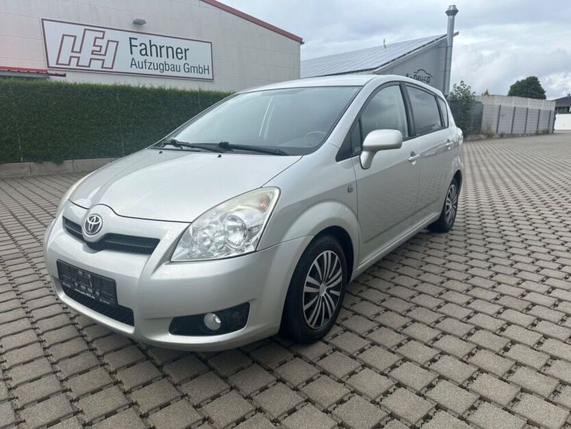 Corolla Verso