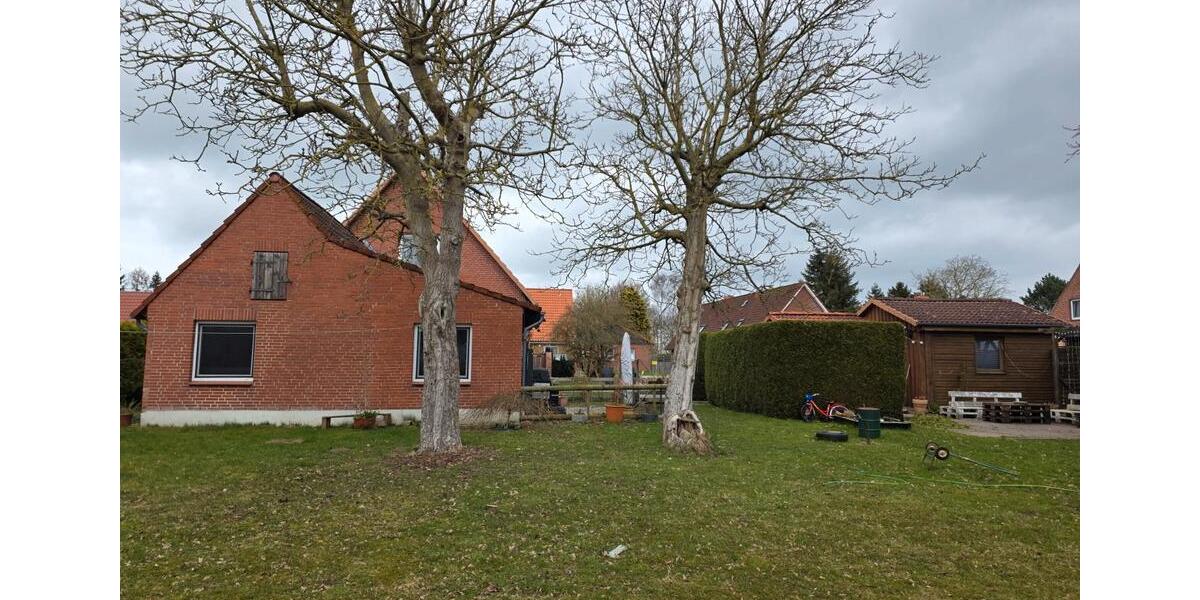 Mehrfamilienhaus, Wohnhaus Lütjenburg - 8 Zimmer, 195 m&sup2;, 400.000&euro; | Angebot:26031652