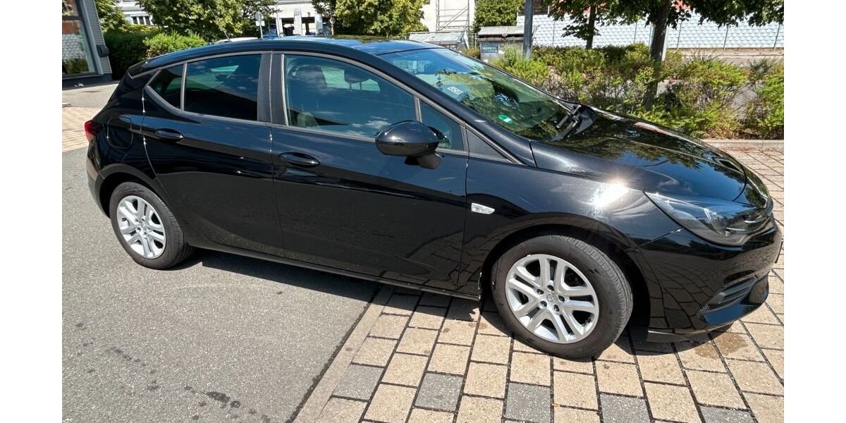 Opel Astra 83.000 km 13.900 &euro; Nürnberg 90443