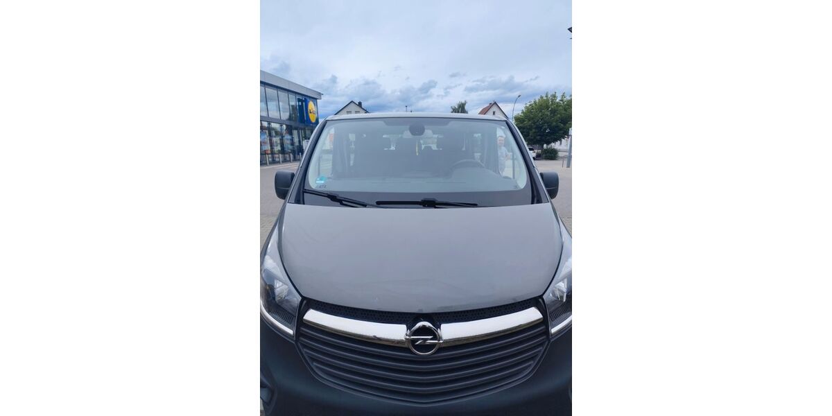 Opel Vivaro 191.000 km 18.100 &euro; Landshut 84032
