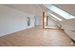 Etagenwohnung Sankt Ingbert - 2 Zimmer, 74 m&sup2;, 720&euro; | Angebot:25543037