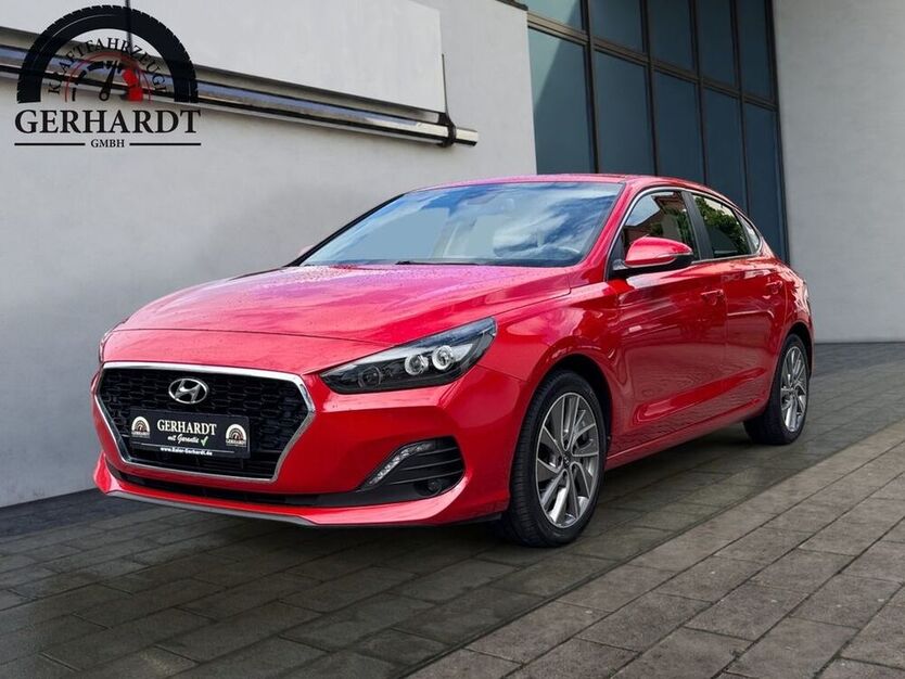 i30
