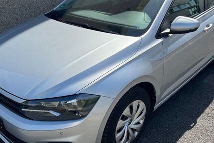 VW Polo 125.000 km 10.890 &euro; Köln 50739