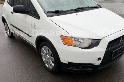 Mitsubishi Colt 67.730 km 2.590 &euro; Netzschkau 08491
