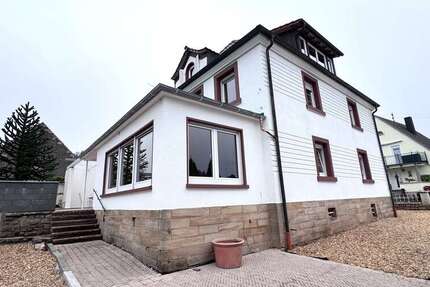 Haus Leimen - 7 Zimmer, 239 m&sup2;, 1.750&euro; | Angebot:18489946