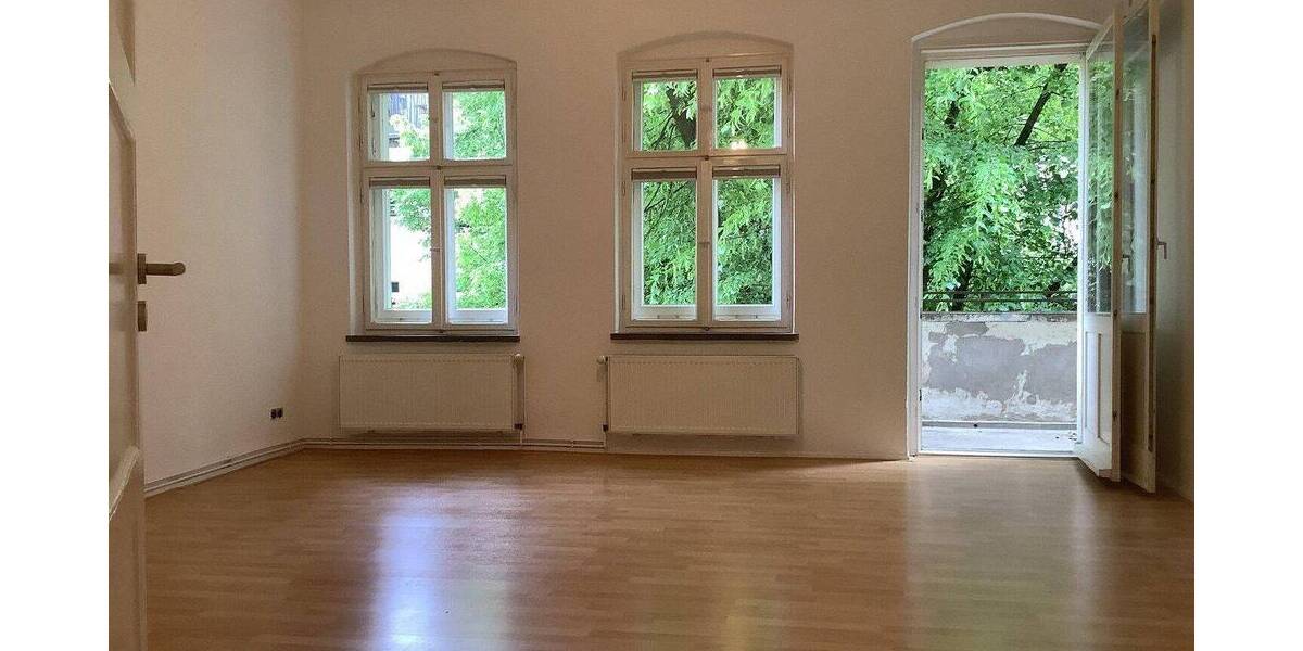 Etagenwohnung Berlin Lichtenberg - 3 Zimmer, 96 m&sup2;, 1.240&euro; | Angebot:26877418