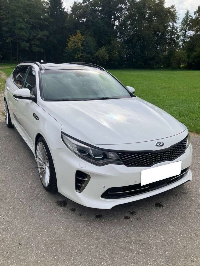 Kia Optima 89.550 km 13.600 € Haigerloch 72401