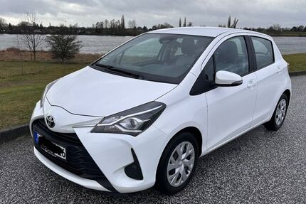 Toyota Yaris 169.535 km 7.990 &euro; Hamburg 21037