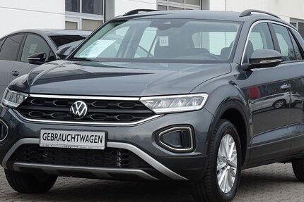 VW T-Roc 4.910 km 27.790 &euro; Meißen 01662