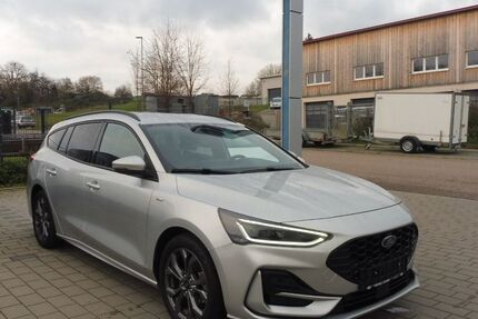 Ford Focus 7.435 km 21.900 &euro; Walzbachtal 75045