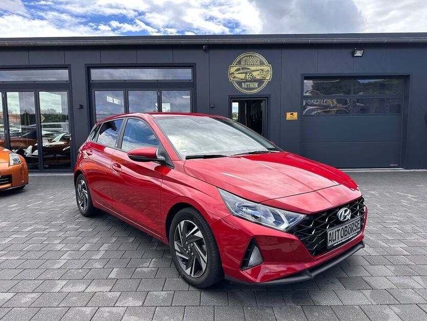 i20