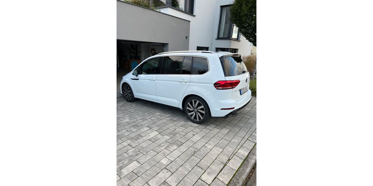 VW Touran 75.000 km 24.990 &euro; Stuttgart 70565