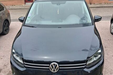 VW Touran 173.149 km 7.600 &euro; kehl 77694