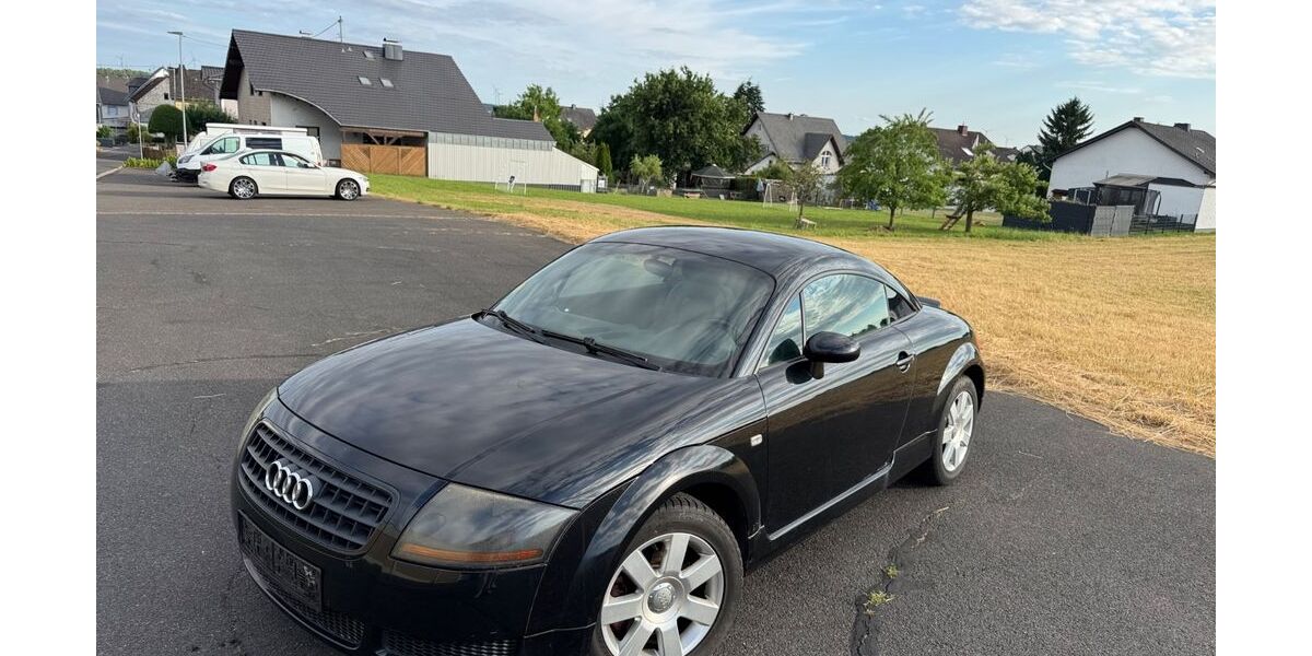 Audi TT 315.000 km 2.499 &euro; Gondershausen 56283