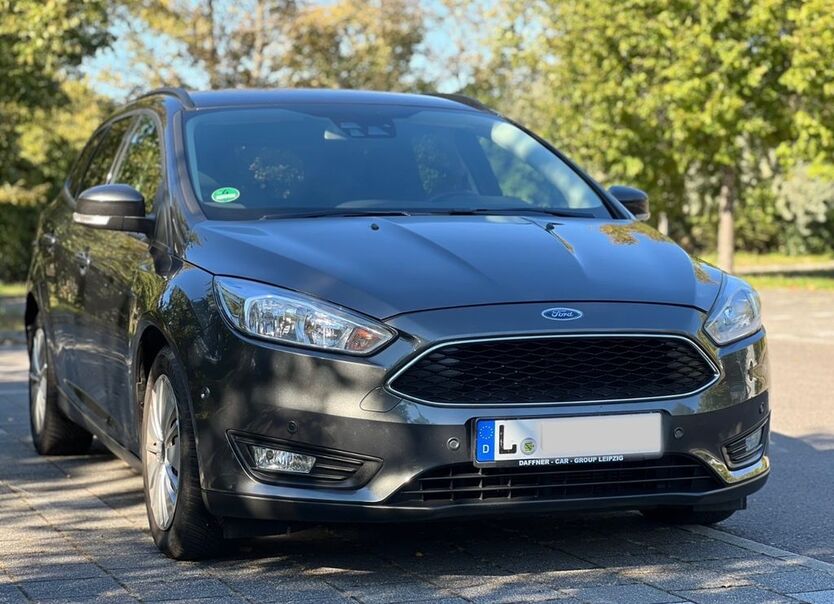 Ford Focus 77.000 km 11.990 € Markranstädt 04420