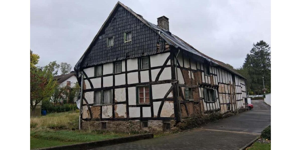 Einfamilienhaus Hellenthal - 17.000&euro; | Angebot:25017528