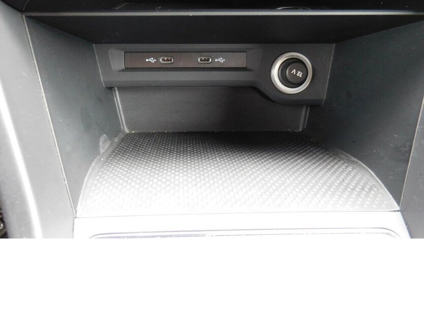 Touran 1.5 Comfortlin TSI BMT 5 Sitze Navi Klima