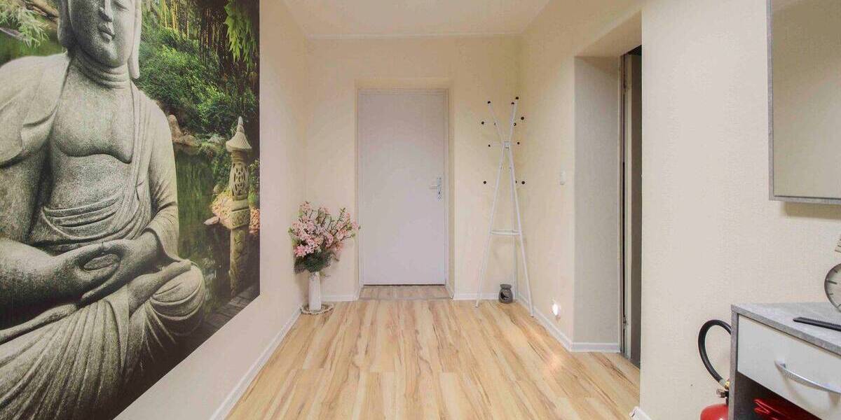 Reihenmittelhaus Calbe - 5 Zimmer, 220 m&sup2;, 99.000&euro; | Angebot:26176324