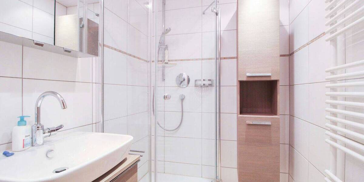 Reihenmittelhaus Stuttgart Steckfeld - 9 Zimmer, 208 m&sup2;, 765.000&euro; | Angebot:26881395