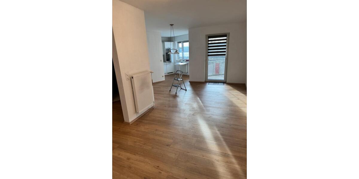 Dachgeschoßwohnung Neustadt bei Coburg - 2 Zimmer, 54 m&sup2;, 124.995&euro; | Angebot:25498044