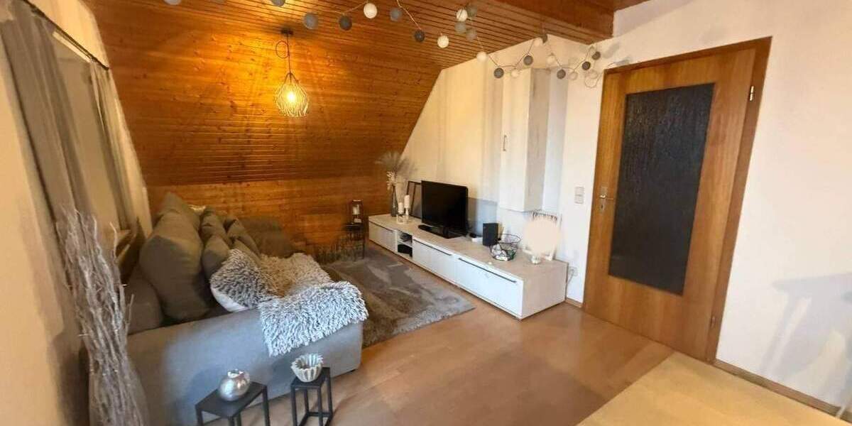 Mehrfamilienhaus, Wohnhaus Wildberg Effringen - 7 Zimmer, 200 m&sup2;, 475.000&euro; | Angebot:24657197