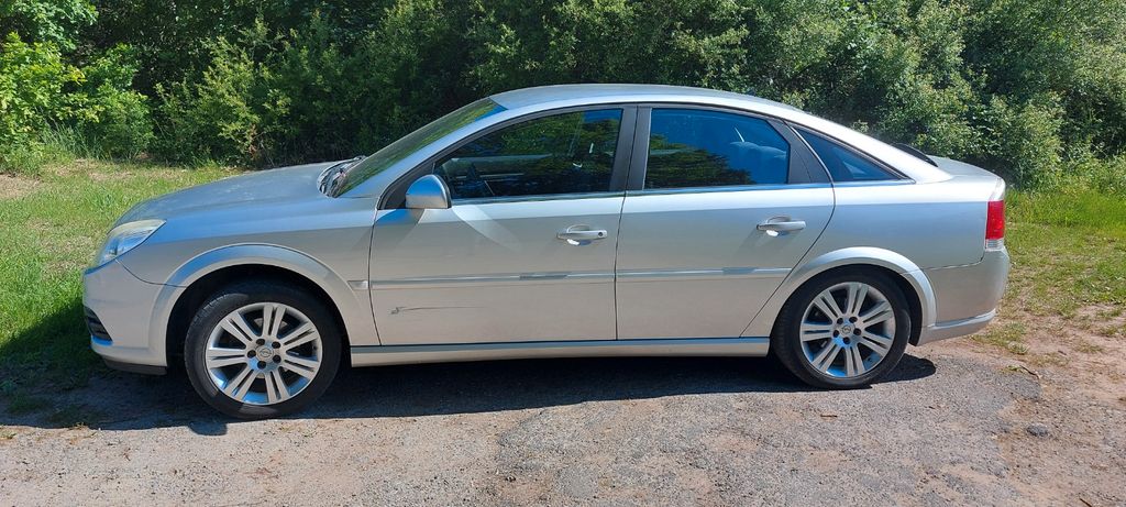 Opel Vectra 191.000 km 1.950 &euro; Frammersbach 97833