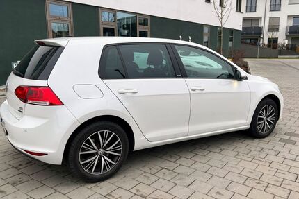 VW Golf 45.000 km 13.500 &euro; Ernsgaden 85119