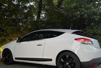 Renault Megane 142.000 km 3.999 € Grassau 83224