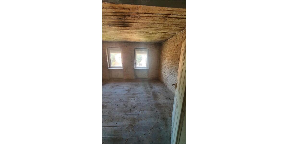 Reihenhaus Raguhn-Jeßnitz Jeßnitz (Anhalt) - 6 Zimmer, 100 m&sup2;, 40.000&euro; | Angebot:27133719