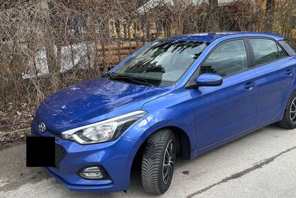 Hyundai i20 107.034 km 8.500 &euro; München 80637