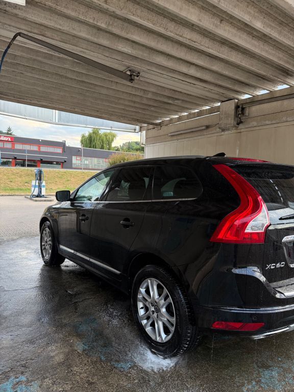 Volvo XC60 145.000 km 19.760 € Bopfingen 73441