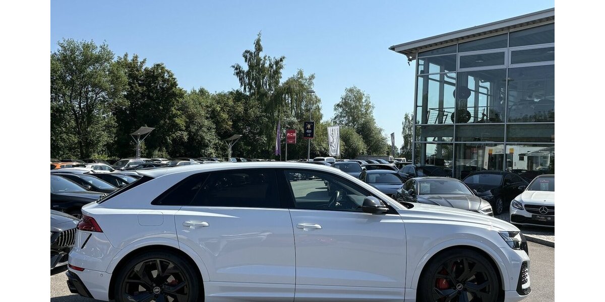 Audi RSQ8 4.0 TFSI quattro 360°/PANO/MEMORY/1.HAND 43.321 km 99.900 &euro; Villingen-Schwenningen 78054